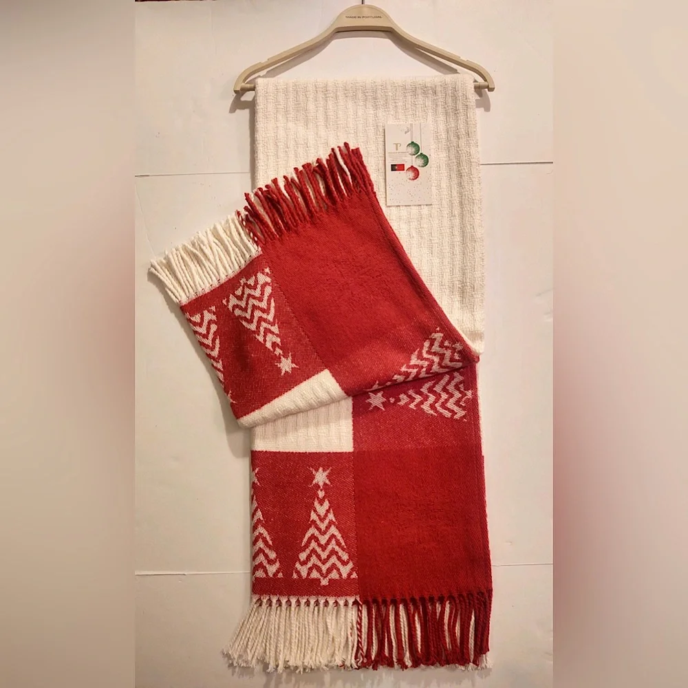 🎁Texteis Penedo Holiday Throw Blanket - Ivory Weave Inset with Adorned Border